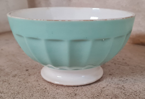 Ancien bol vintage - a, facette