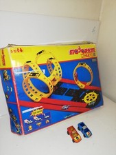 CIRCUIT MAJORETTE MOTOR 530 COMPLETE WITH 2 CAR FRICTION