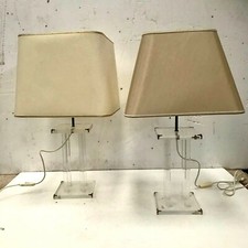 paire de lampes en plexiglas