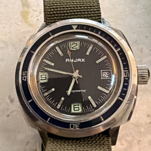 Montre anjax - montre,