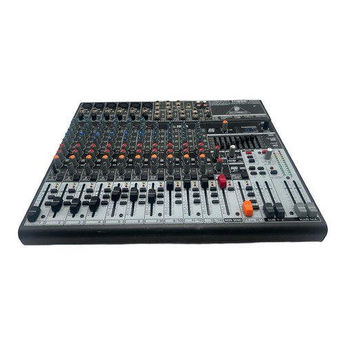 Behringer xenyx x1832 usb - behringer,