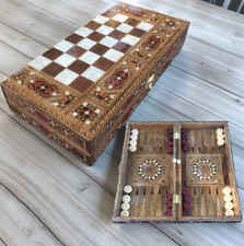 Jeu d'échecs Backgammon fait