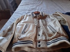 Blouson avec Capuche  cuir de