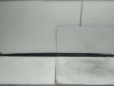 5h0853860 spoiler bas caisse