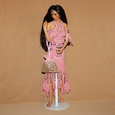 Poupée en porcelaine indienne