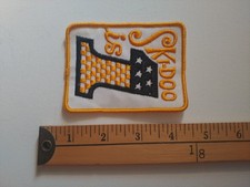 NO.1 SKI-DOO SKIDOO BOMBARDIER SNOWMOBILE MOTONEIGE ECUSSON BADGE PATCH CREST