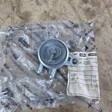 Robinet d'essence 674595