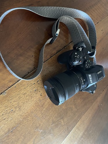 Nikon nikkor 70mm - 24-70mm, s