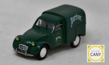 Voiture Citroën 2 CV Perrier