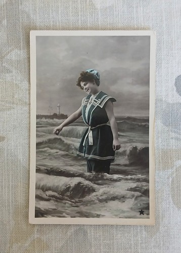 Carte postale ancienne femme - ancienne,