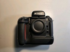 Nikon F5 35mm SLR Film Camera 