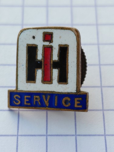 Ancien pin international - pin's,