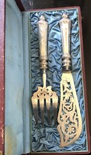 Service À Poisson Argent