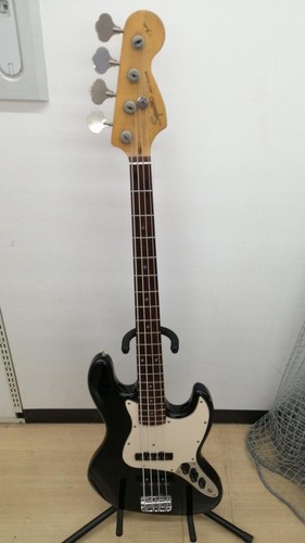 Squier jazz bass affinity - bass,