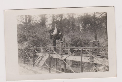 Photo cpa homme debout - cpa,