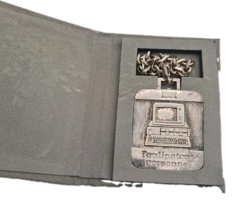 Porte clé ordinateur ibm - porte, des