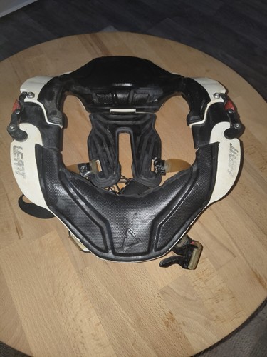 Leatt neck brace dbx noir - dbx, 4.5