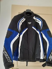 Lot d'une Veste de moto et