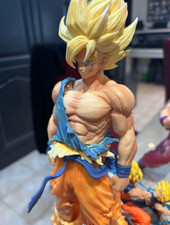 28cm Goku Super Saiyan Action Figure Dragon Ball Z Anime Collectible Statue