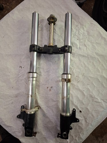 Fourche honda 900 - honda, sc33