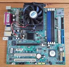 MSI - Carte mère MS-7168 VER:1C - Avec ventirad et VGA ATI Radeon - Socket 939