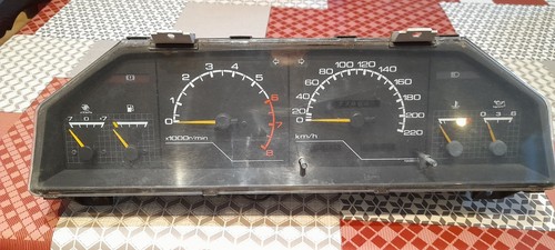 Compteur nissan bluebird - nissan,