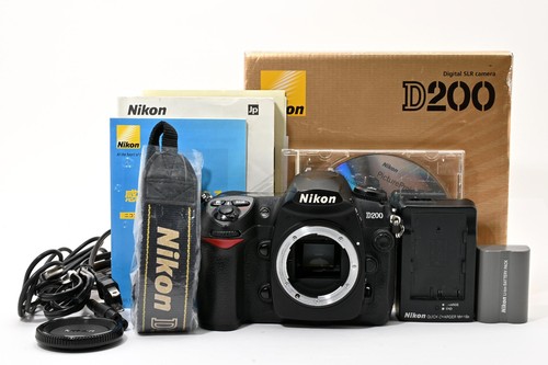 Near mint nikon - 【near, d200
