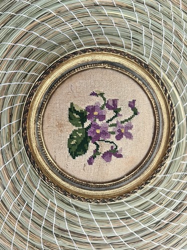Cadre rond brodé ancien - rond,