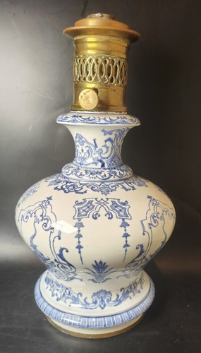 Belle lampe huile pétrole - belle,