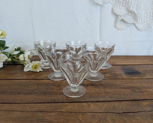 Verres vin blanc baccarat - 6,