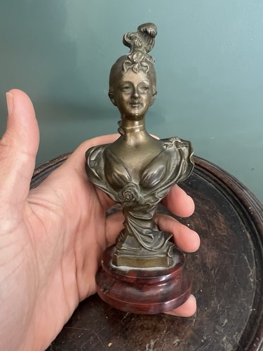 Demie figurine bronze buste - ,
