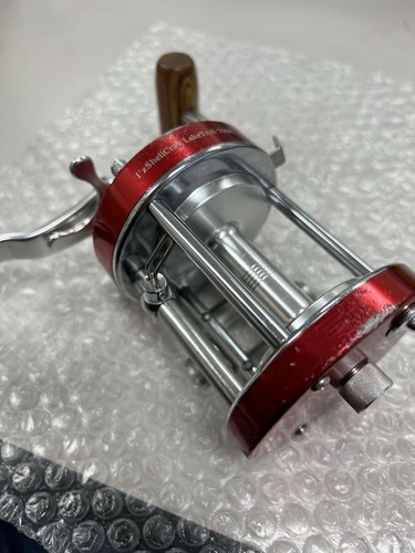 Moulinet pêche la - de, à