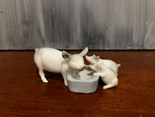 JOLI PETIT BISCUIT ÉMAILLÉ "