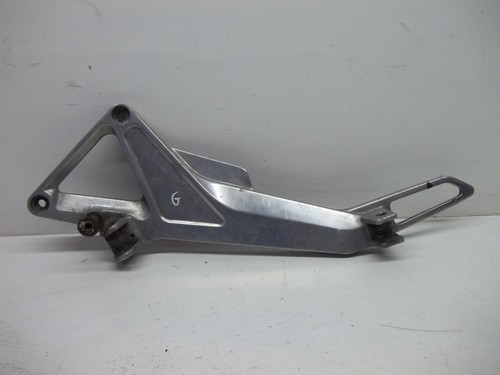 Platine repose pied gauche - platine,