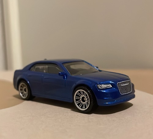 Miniature matchbox chrysler - miniature,