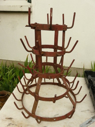 Ancien porte bouteille - porte,