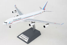 A340 Français Air Force Rég : F-Rajb Avec / Support - Inflight 200 IF342FAF01 1/