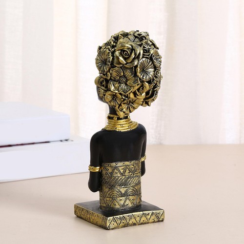 Sculpture dame africaine - de,