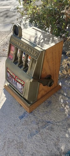 Monte carlo machine sous - à,