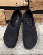 Haflinger Men's Haflinger Grizzly Closed Clogs In Charcoal Size 43 EU 10