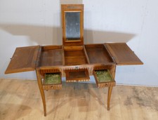 Louis XVI Walnut Dressing Table, Toilet Table 18th Century