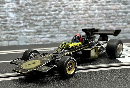 Lotus 72 emerson - 72,
