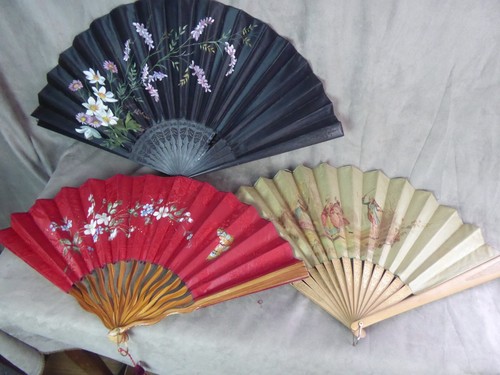 Lot eventails anciens en - de, anciens,