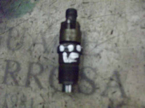 Injecteur 7981212 pour - injecteur,