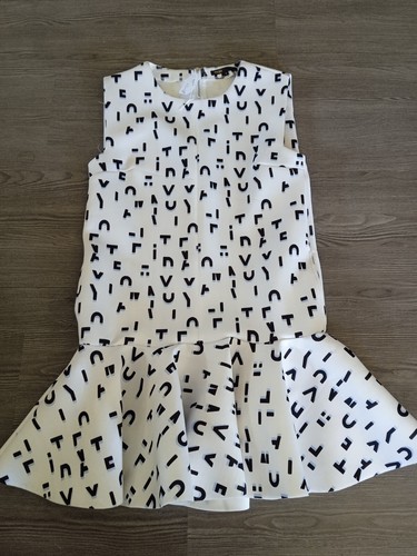 Jolie robe motif - maje, neuf