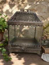 Vitrine ancienne en métal et