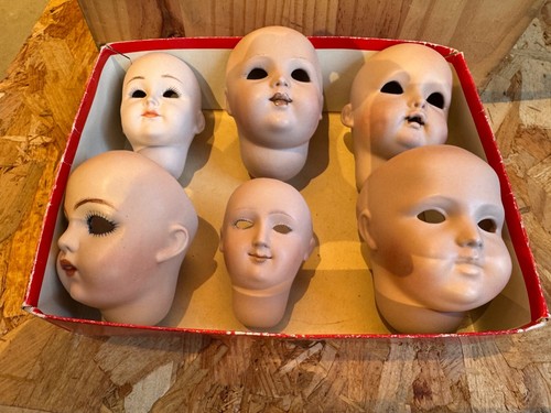 Lot têtes poupées en - 6,