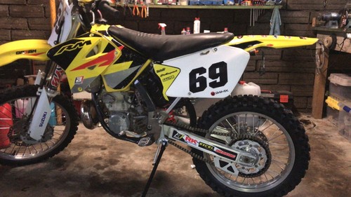 Suzuki 125 250 - suzuki,