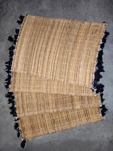 Lot sets table à pompons - de,