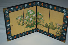 Joli paravent de table